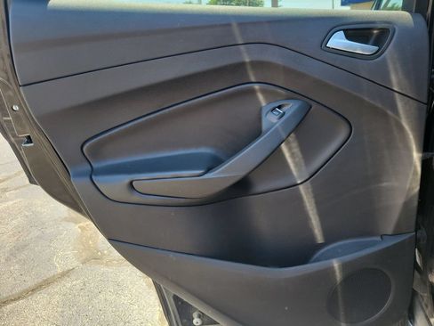 Used 2019 Ford Escape SE AWD/4WD image 9