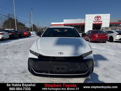 Used 2026 Toyota Crown XLE image 2