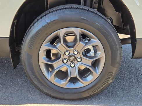 Used 2024 Ford Maverick XLT w/ Equipment Group 300A Standard AWD/4WD image 9