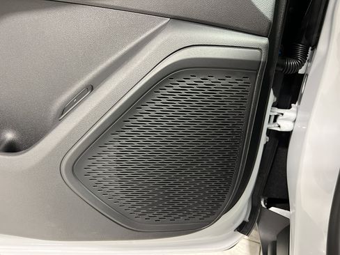 New 2026 Chevrolet Traverse LT image 24