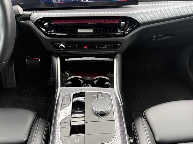Certified 2026 BMW 330i xDrive Sedan w/ M Sport Package AWD/4WD image 11