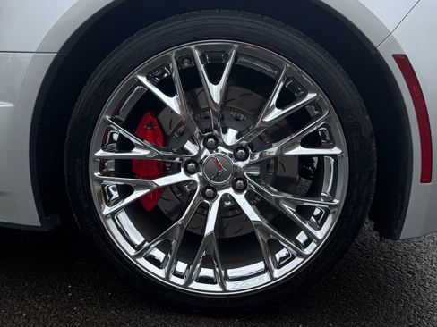 Used 2016 Chevrolet Corvette Z06 w/ 3LZ Preferred Equipment Group image 81