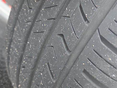 Used 2023 Hyundai Elantra Limited image 8