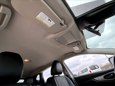 Used 2020 Nissan Rogue Sport S FWD image 14