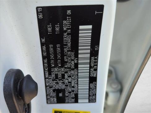 Used 2019 Toyota Highlander Limited image 29