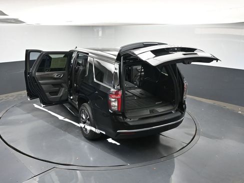 Used 2021 Chevrolet Tahoe LT w/ LT Signature Package RWD image 48