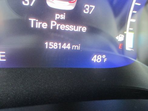 Used 2019 Chrysler Pacifica Touring-L Plus w/ Advanced Safetytec Group image 28