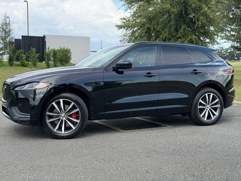 Used 2024 Jaguar F-PACE R-Dynamic S AWD/4WD image 3