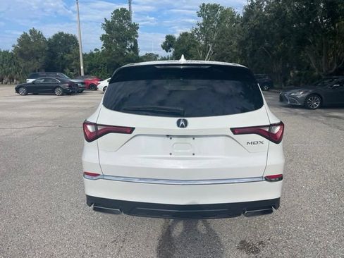 Used 2023 Acura MDX FWD image 3