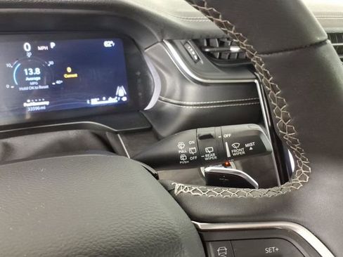 Used 2024 Jeep Grand Cherokee L Limited w/ Black Appearance Package AWD/4WD image 19