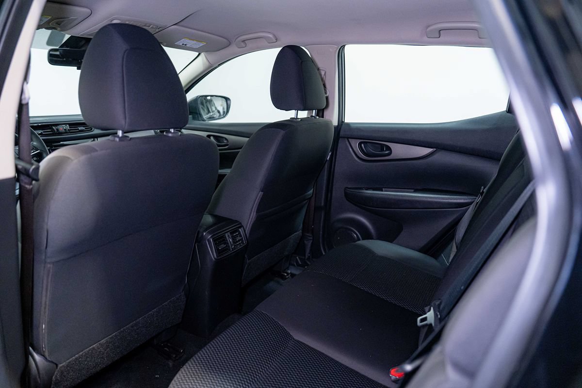 Used 2022 Nissan Rogue Sport S FWD image 11