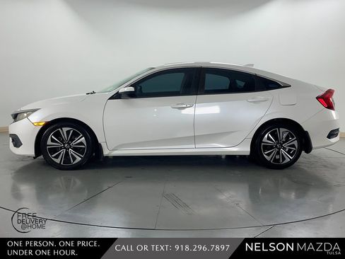 Used 2016 Honda Civic EX-T image 7