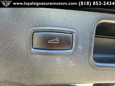 Used 2017 Porsche Macan AWD/4WD image 12