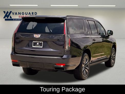 Used 2023 Cadillac Escalade ESV Sport Platinum AWD/4WD image 3