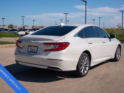 Used 2022 Honda Accord LX image 7
