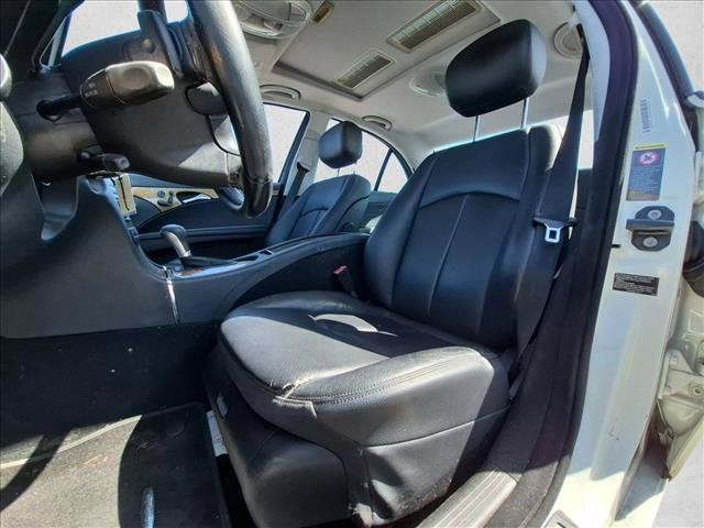 Used 2009 Mercedes-Benz E 350 Sedan image 13