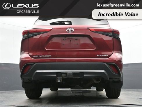 Used 2021 Toyota Highlander XLE image 40