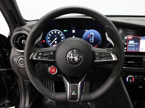 Used 2024 Alfa Romeo Giulia Quadrifoglio w/ Active Assist Plus Package image 18