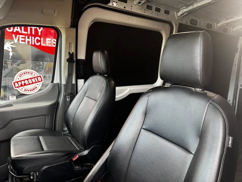 Used 2023 Ford Transit 250 Medium Roof AWD w/ Load Area Protection Package image 8