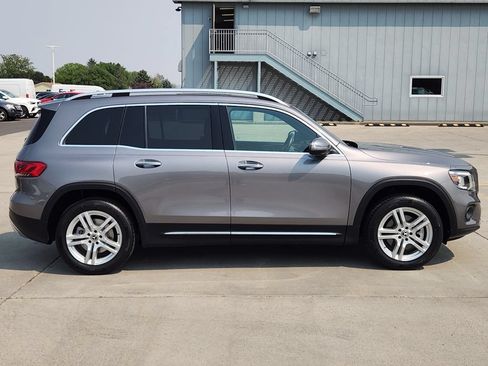 Used 2023 Mercedes-Benz GLB 250 4MATIC image 40