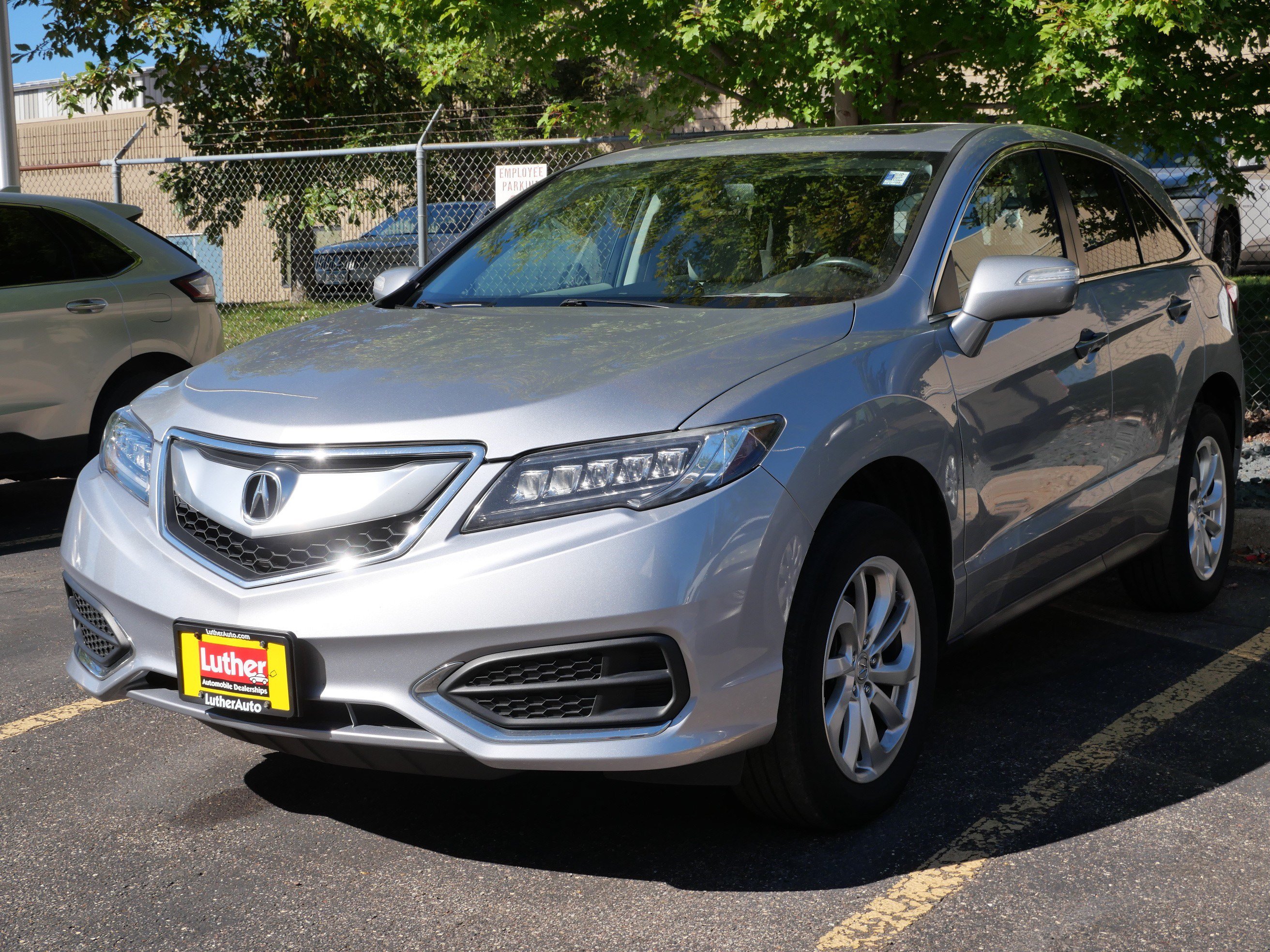 Used 2018 Acura RDX AWD image 3