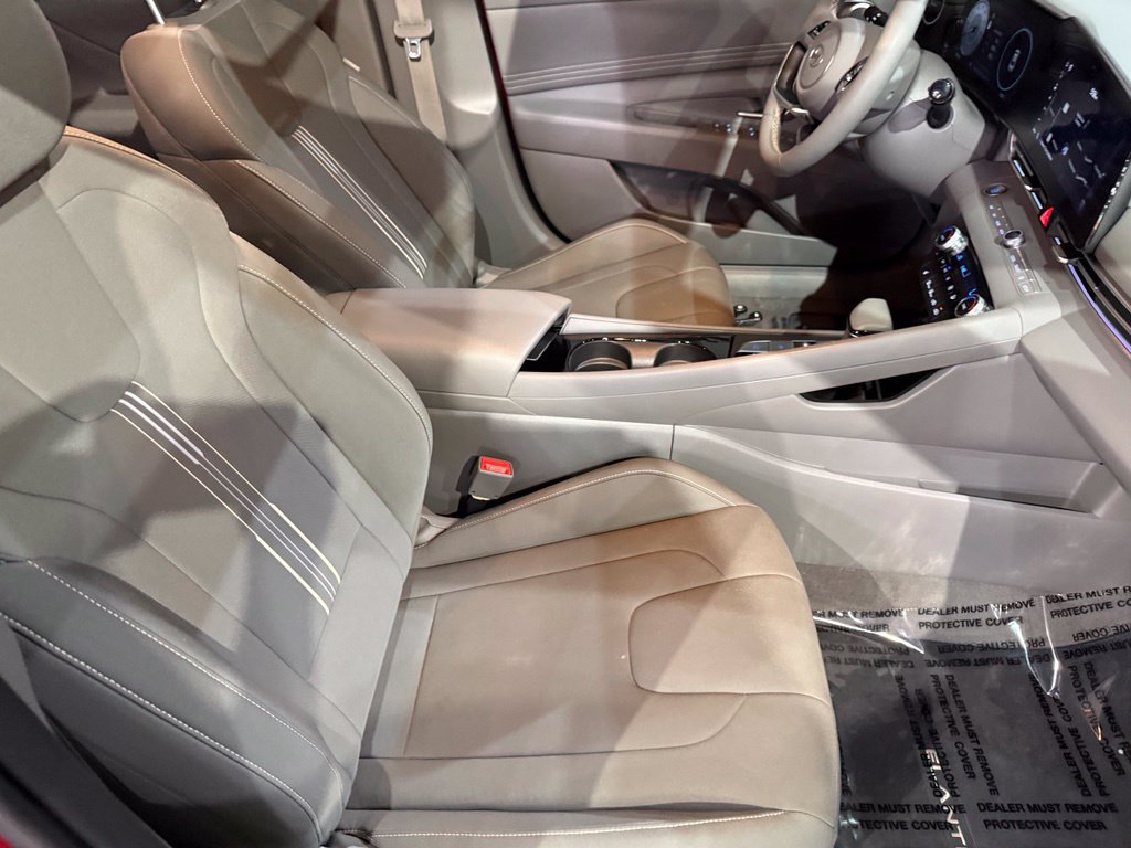 Used 2024 Hyundai Elantra SEL w/ Convenience Package FWD image 27