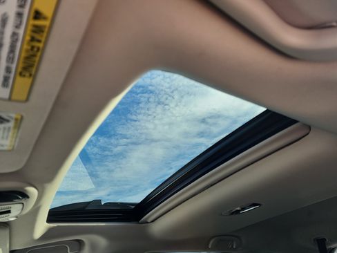 Used 2022 Subaru Outback Limited image 26