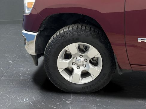 Used 2024 RAM 1500 Big Horn AWD/4WD image 35