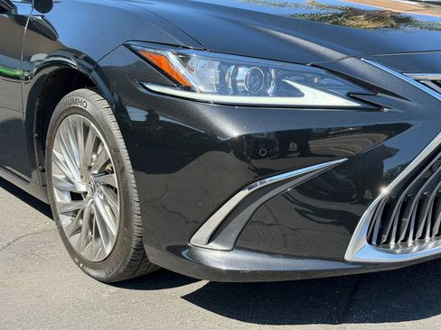 Used 2019 Lexus ES 350 w/ Accessory Package 2 FWD image 16
