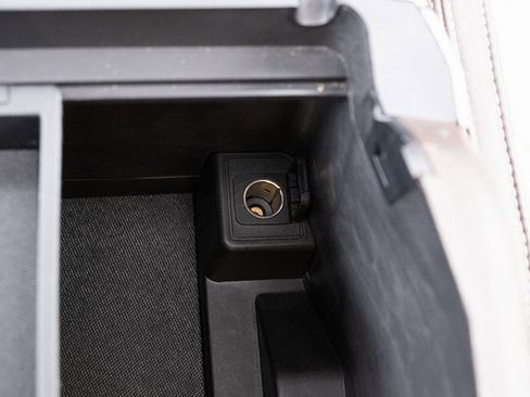 Used 2019 Ford F150 Limited image 11