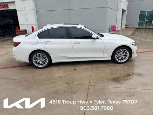 Used 2025 BMW 330i Sedan RWD image 13