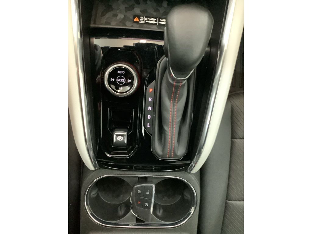 Used 2024 GMC Canyon AT4X AWD/4WD image 18
