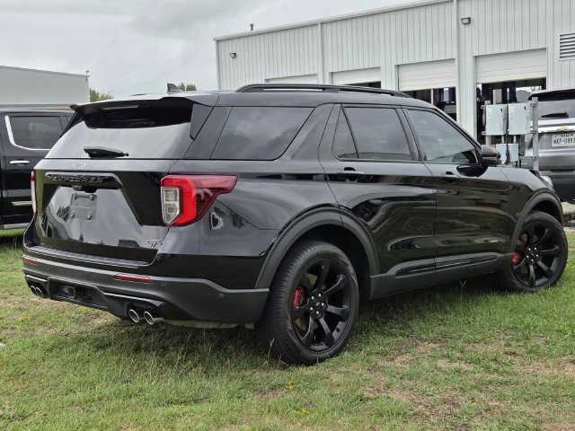 Used 2023 Ford Explorer ST w/ Equipment Group 401A AWD/4WD image 7