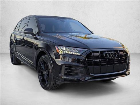Used 2021 Audi Q7 3.0T Prestige image 3