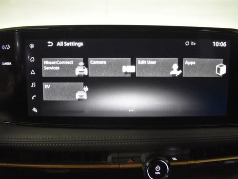 Used 2023 Nissan Ariya FWD image 23