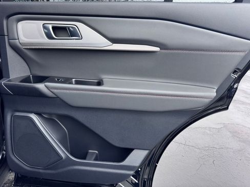 New 2026 Ford Explorer Active AWD/4WD image 28