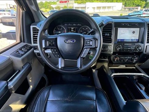 Used 2022 Ford F250 XLT w/ XLT Premium Package AWD/4WD image 8