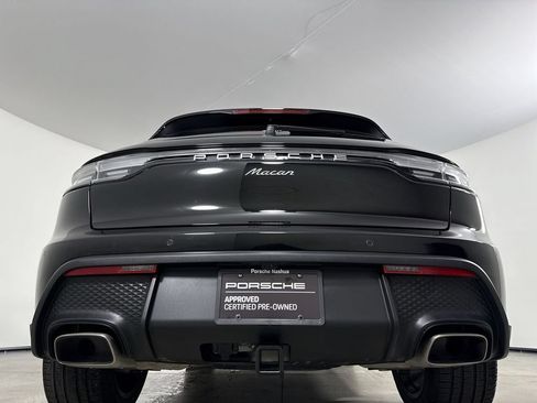 Certified 2025 Porsche Macan AWD/4WD image 20