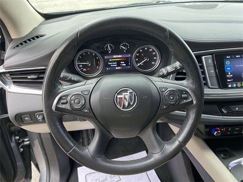 Used 2021 Buick Enclave Essence image 14