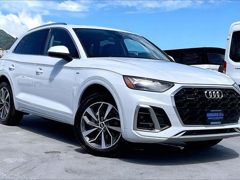 Used 2023 Audi Q5 2.0T Premium Plus w/ Premium Plus Package AWD/4WD image 21