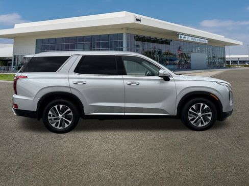 Used 2022 Hyundai Palisade SEL FWD image 12
