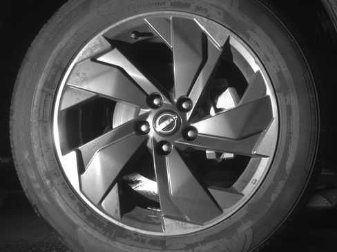 Used 2025 Nissan Rogue SV image 13