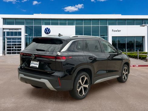 New 2026 Volkswagen Tiguan SE AWD/4WD image 5