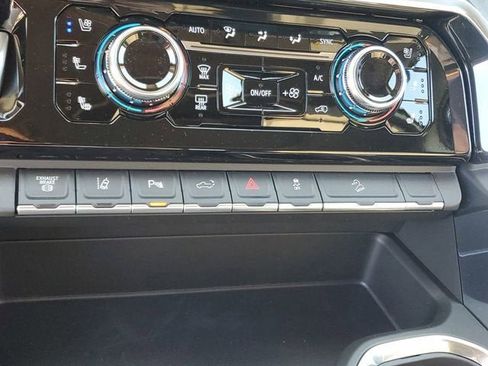 New 2026 GMC Sierra 2500 Denali w/ Denali Reserve Package image 25