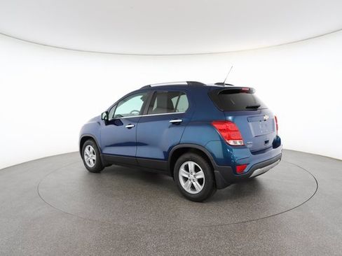 Used 2019 Chevrolet Trax LT w/ LT Convenience Package image 10