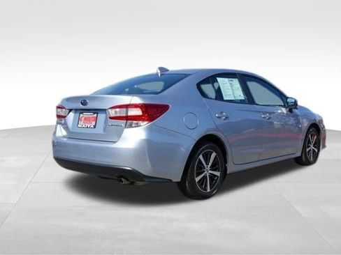 Used 2023 Subaru Impreza Premium image 3