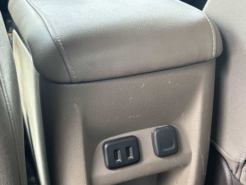 Used 2017 GMC Canyon SLE image 20