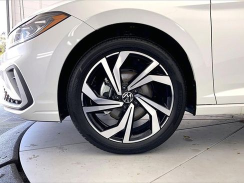 New 2026 Volkswagen Jetta SEL image 12