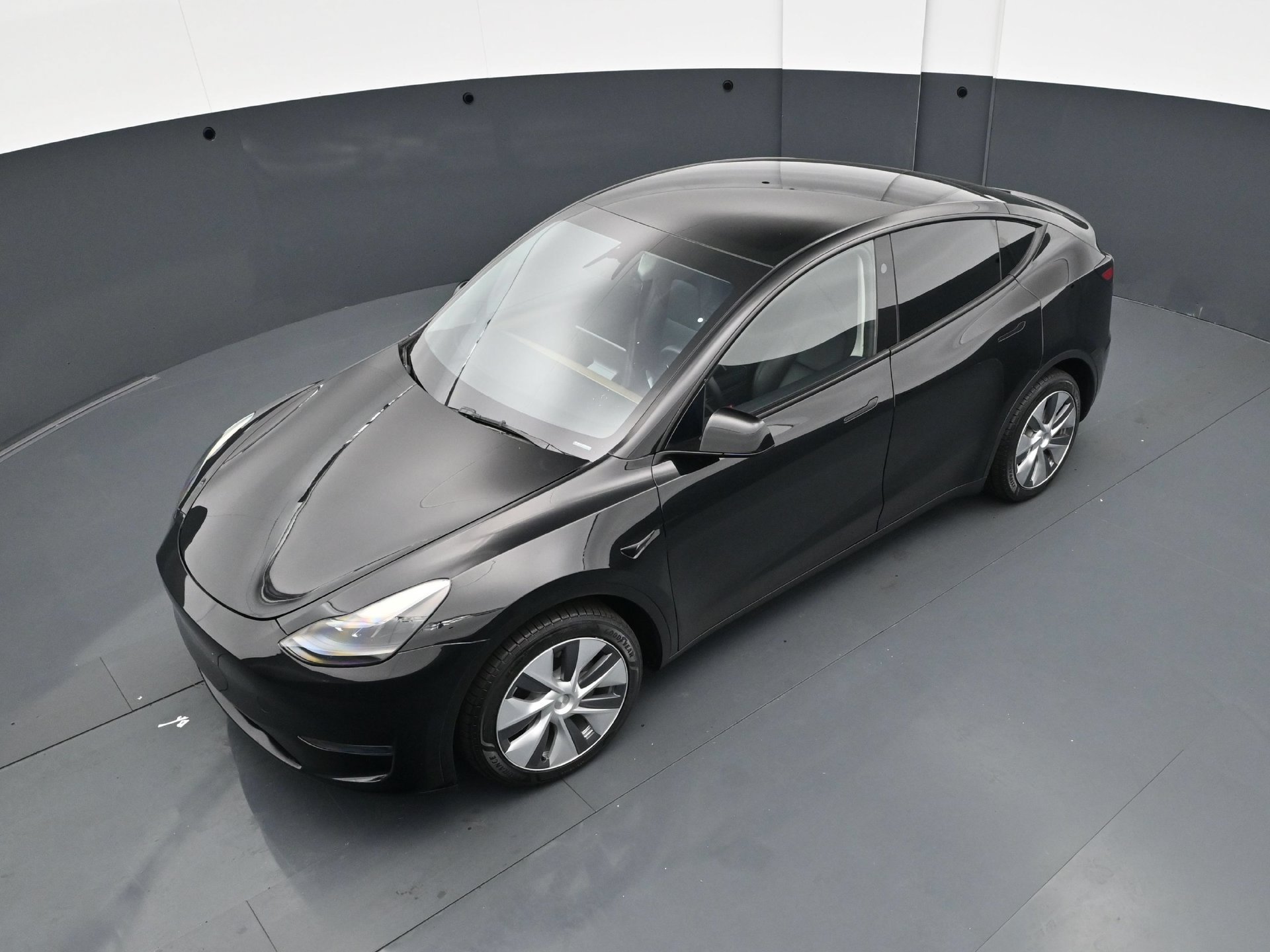 Used 2023 Tesla Model Y Long Range AWD/4WD image 39