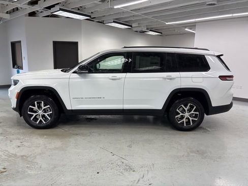 New 2025 Jeep Grand Cherokee L Limited image 5